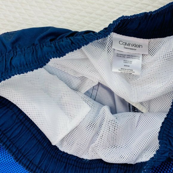 NWT Calvin Klein Men's Gradient 7" Swim Trunks M - Picture 5 of 8
